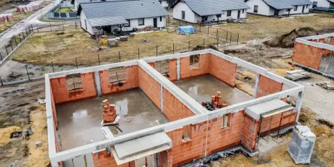 Deweloper w Polsce: Od zera do inwestycji. Poradnik krok po kroku