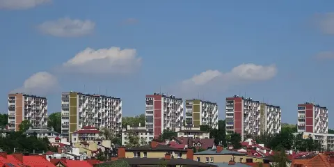 Jak dojechać na Osiedle Złotego Wieku w Krakowie? Kompletny poradnik